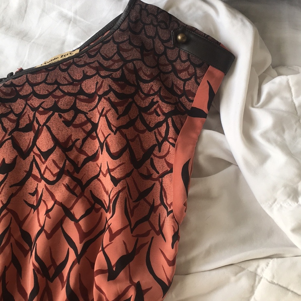 Dress - Picture 2 of 5